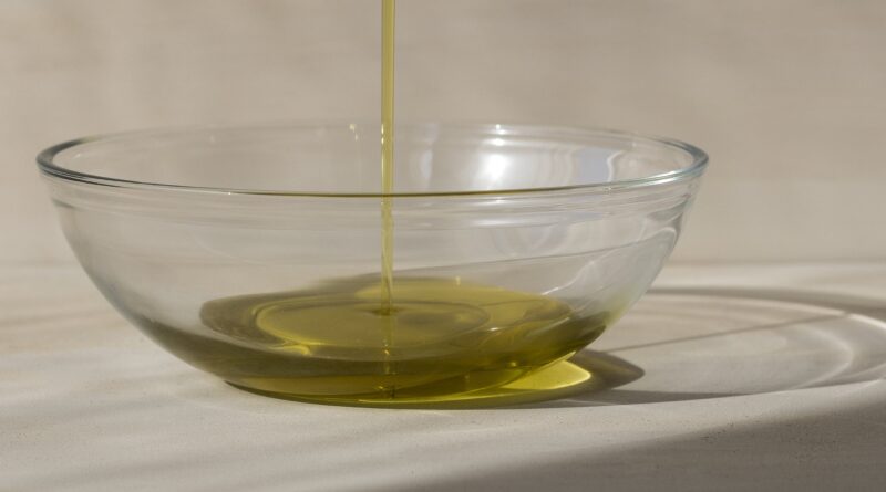 Should You Start Your Morning With Olive Oil? Experts Measure Weight